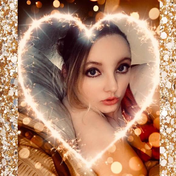 Meet your Posher, Emma - Picture 1 of 1